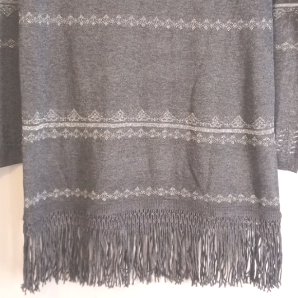 WHBM Embellished Fringe Tunic in Size XS (NWT) - Picture 3 of 11
